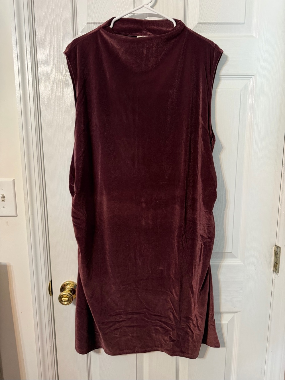 A new day Sleeveless Velvet Shift Dress in Deep Wine 2X